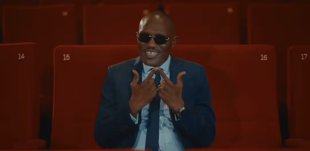(Clip officiel) – Alioune Mbaye Nder dévoile « Xarit Deug »