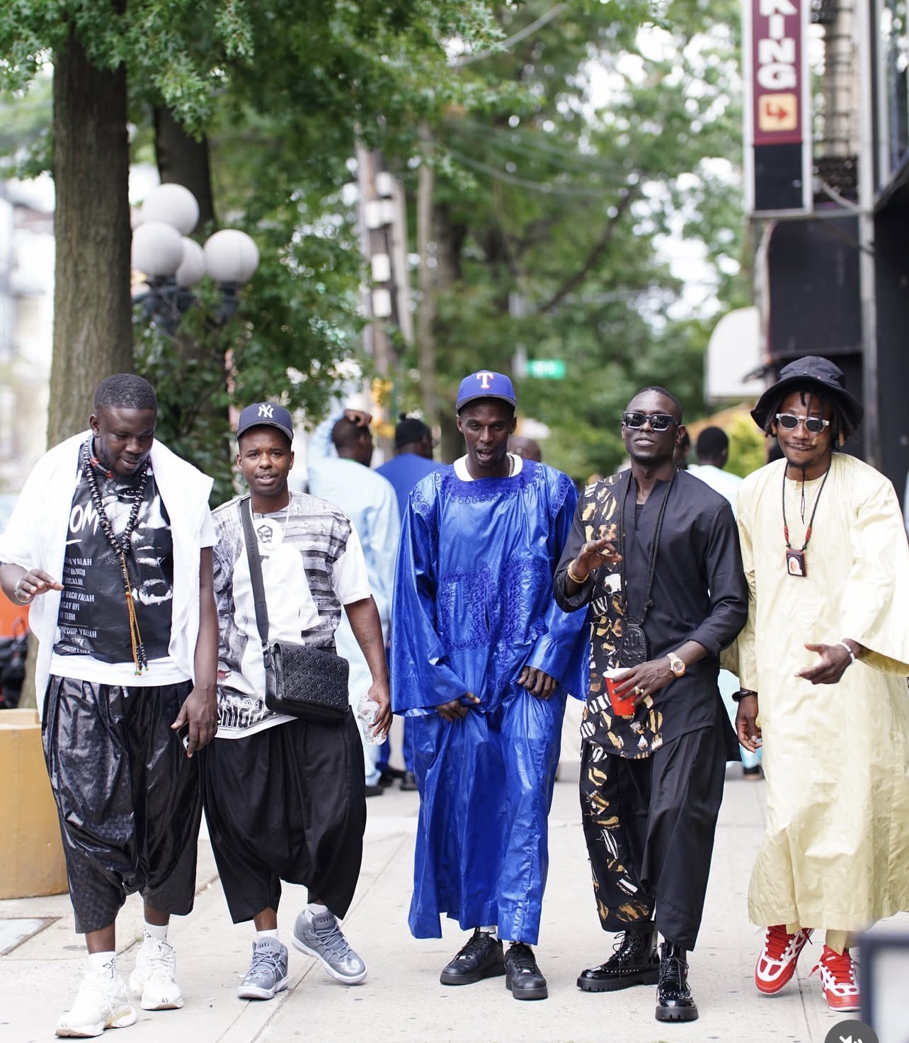 Loin de Touba, Ngaaka Blindé célèbre le Magal avec ses amis aux USA