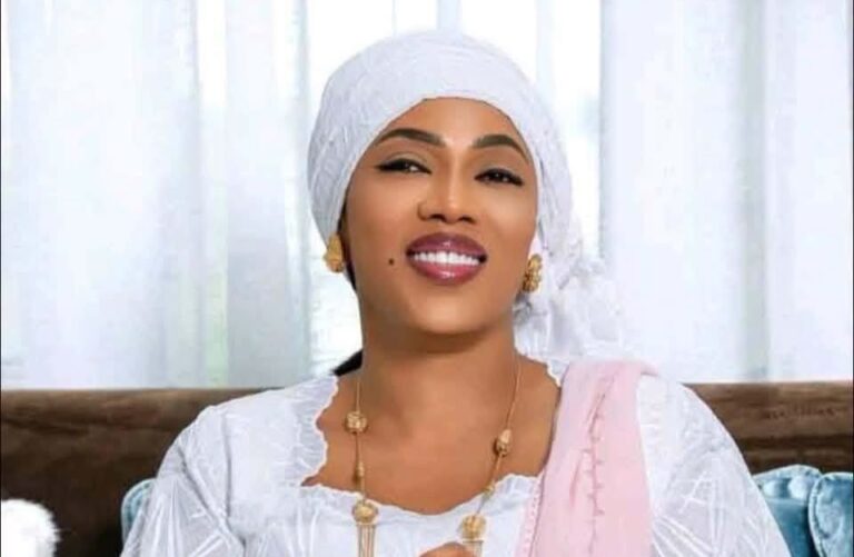 Sokhna Aïda Diallo ferme la porte à ses prétendants : « Je n’aurai plus jamais un autre mari. »