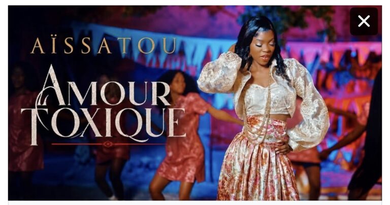 (Clip officiel)- « Amour Toxique » : Aïssatou veut séduire le public et décrocher « Le Contrat »