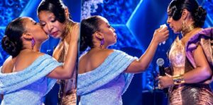 (Vidéo)- Viviane Chidid craque et veut quitter la scène en plein spectacle, sa fille Zeyna la retient