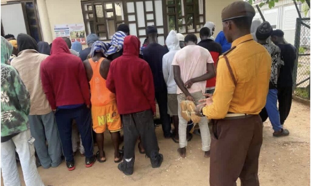 Migration irrégulière : 3 Sénégalais parmi 46 candidats interceptés en Gambie…