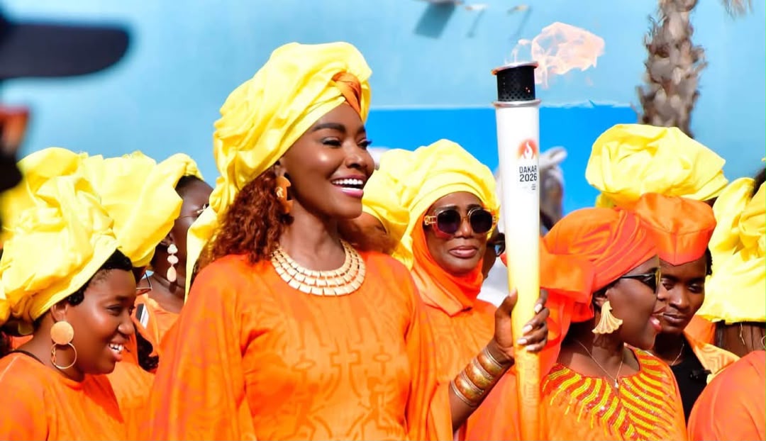 (Photos)- Coumba Gawlo porte la flamme des JOJ aux côtés des femmes leaders