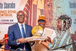 Hommage à Paris : l&rsquo;ambassadeur Baye Moctar Diop honoré lors du Patrimoine Gala DÉLLU SAARABA