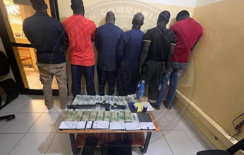 Faux monnayage : plus d’un milliard FCFA de billets saisis, six suspects déférés au parquet…
